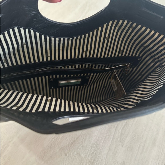 L.A.M.B by Gwen Stefani clutch - vintage - Picture 3 of 8